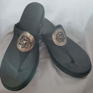Womens Croc Thong Sandal